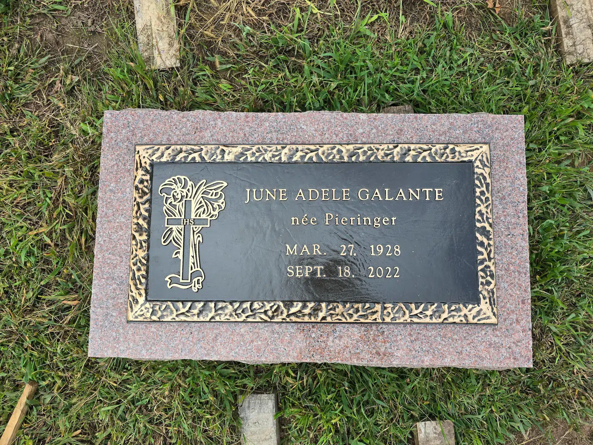 Granite Mausoleums hand-carved by Aboveground Memorials in NJ — image 4